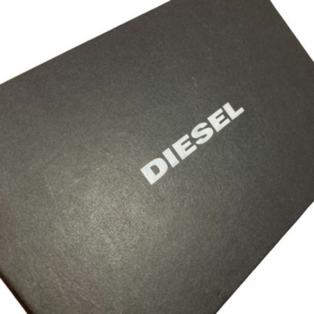  DIESEL ディーゼル 長財布 AMAZONITE PLUS イエロー x シルバー x ブラック スタッズ 牛革 レザー