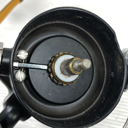  PENN ペン スピニングリール 712Z