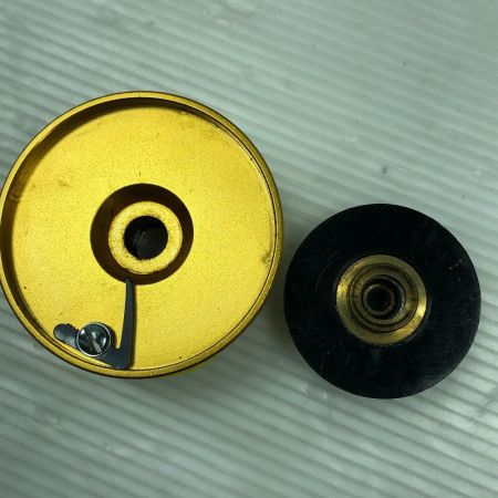  PENN ペン スピニングリール 712Z