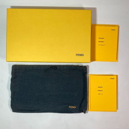  FENDI フェンディ ラウンドファスナー財布 エナメル 8M0024・A05・129・2513 ボルドー