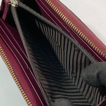  FENDI フェンディ ラウンドファスナー財布 エナメル 8M0024・A05・129・2513 ボルドー