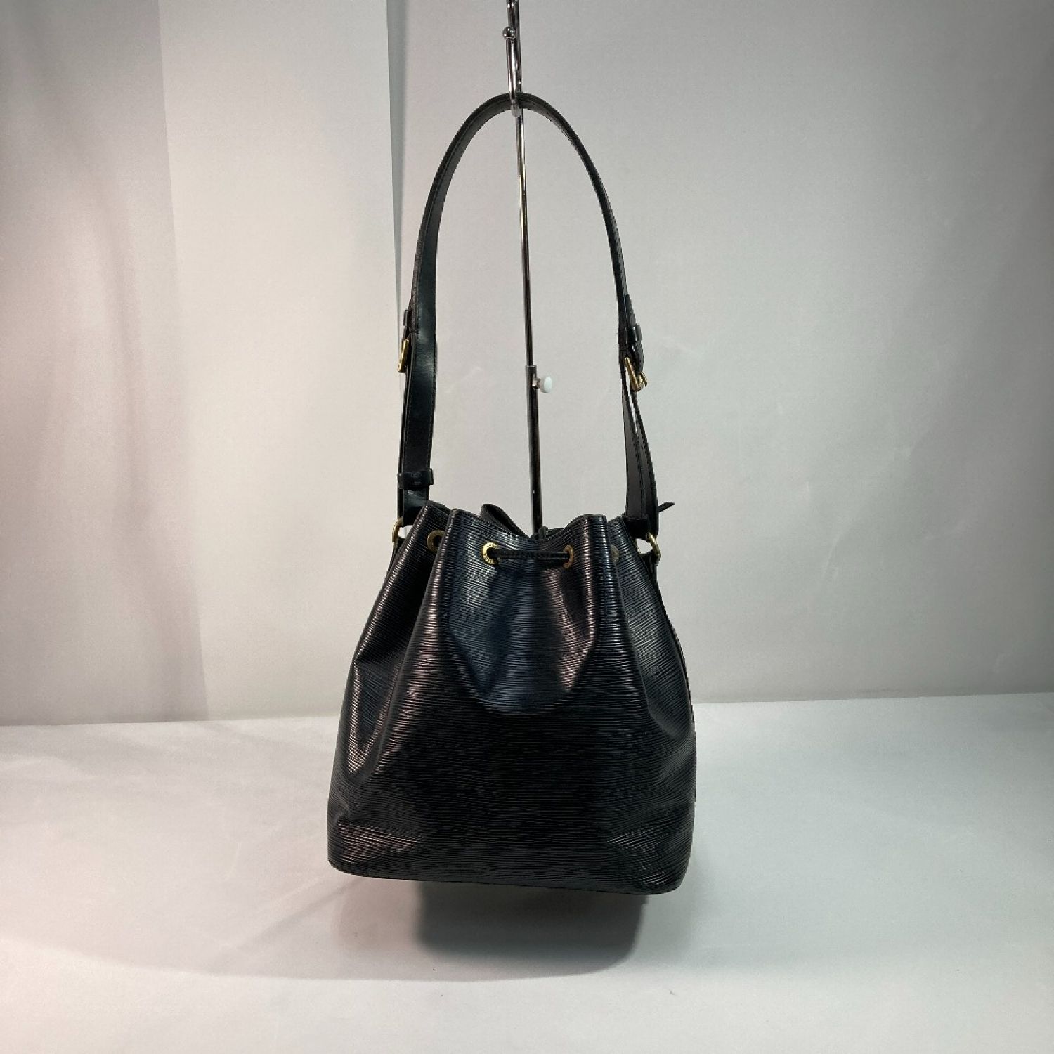 中古】 LOUIS VUITTON ルイヴィトン ワンショルダーバッグ エピ