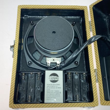  Pignose ピグノーズ 7-100R ツイード仕様 小型ギターアンプ 本体のみ 通電のみ確認 ジャンク