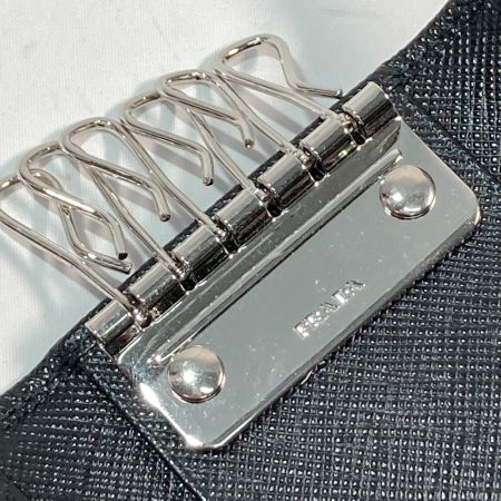  PRADA プラダ キーケース 6連 サフィアーノ 2PG222 ブラック