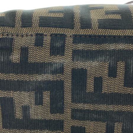  FENDI フェンディ ズッカ ワンショルダーバッグ 2348 26325-003 ブラウン x シルバー ビス欠け