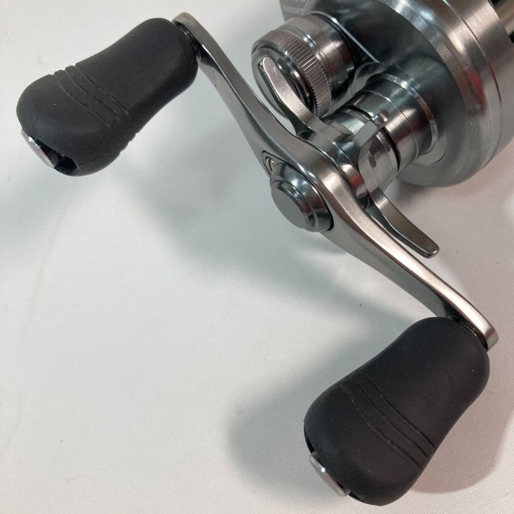 SHIMANO シマノ 20 カルカッタ コンクエスト DC100 右ハンドル 04083 ベイトリール｜中古｜なんでもリサイクルビッグバン