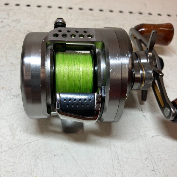 シマノ 17カルカッタコンクエスト BFS HG 右ハンドル シマノ 17