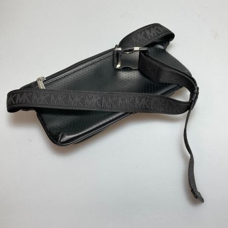  MICHAEL KORS マイケルコース ボディーバッグ ウエストバッグ 35S0SU8N2L ブラック