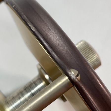  CASCADE カスケード No.11R VH #56 フライリール