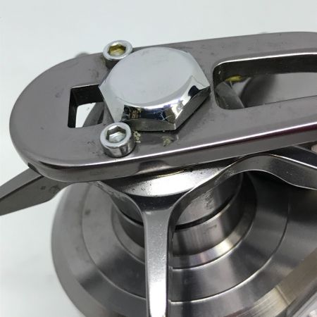  DAIWA ダイワ ソルティガ 15H ベイトリール 607259