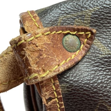  LOUIS VUITTON ルイヴィトン モノグラム ソミュール30 M42256 ショルダーバッグ