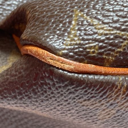  LOUIS VUITTON ルイヴィトン モノグラム ソミュール30 M42256 ショルダーバッグ