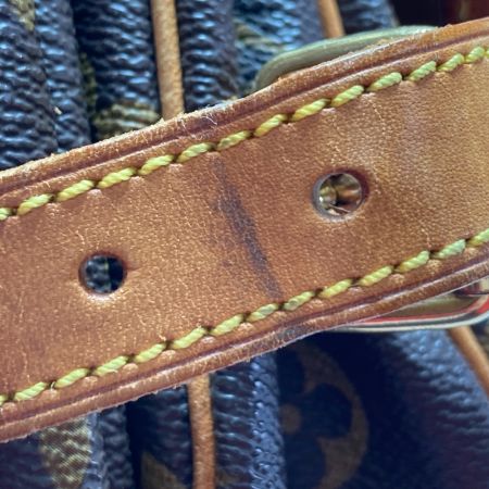  LOUIS VUITTON ルイヴィトン モノグラム ソミュール30 M42256 ショルダーバッグ