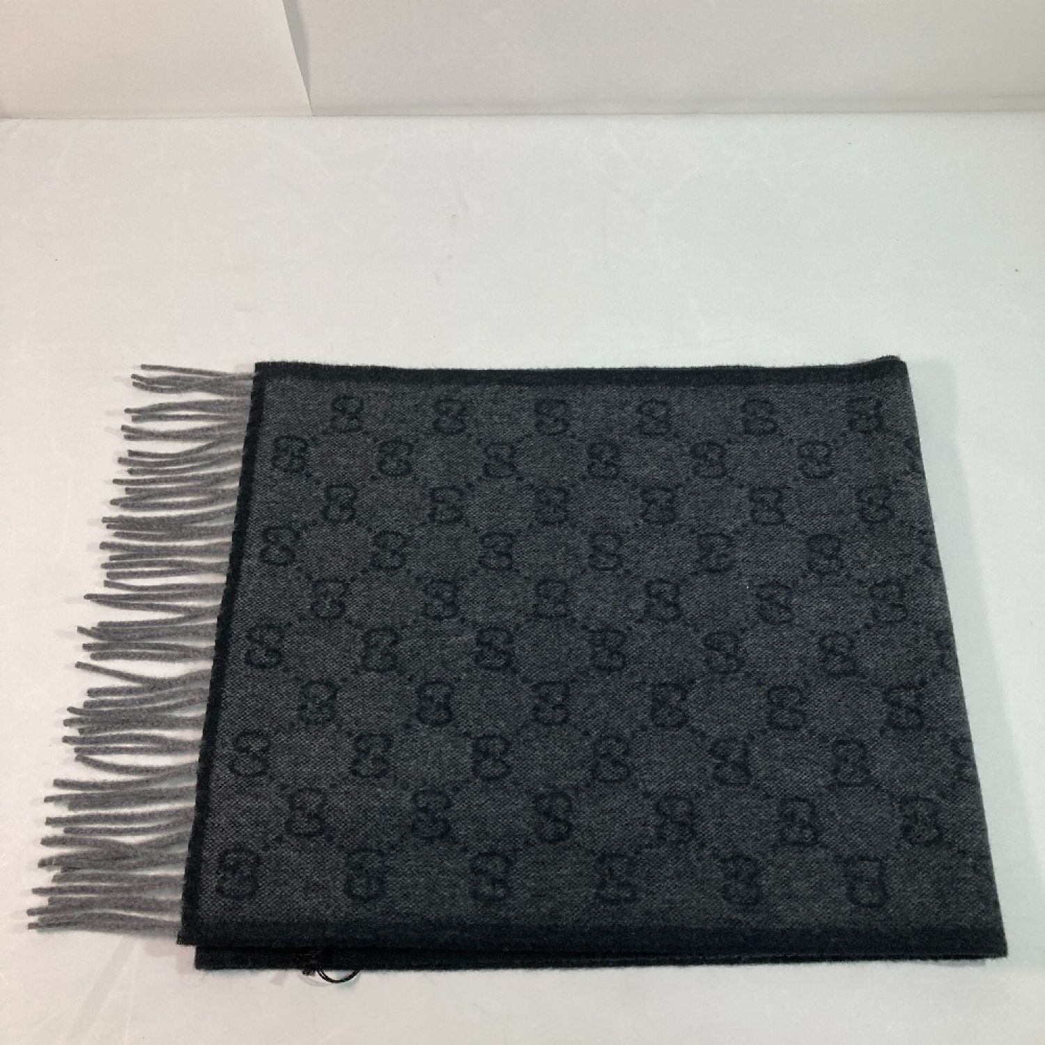 中古】 GUCCI グッチ マフラー GG柄 570603 3G200 1466 ブラック x