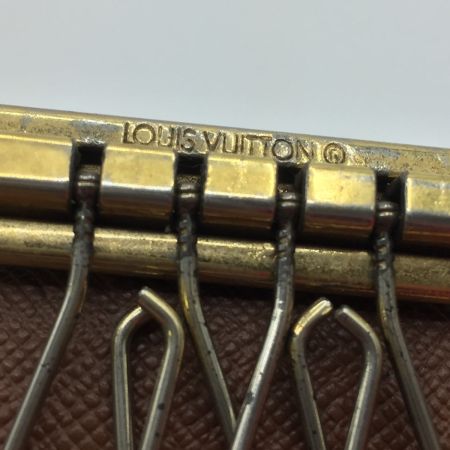  LOUIS VUITTON ルイヴィトン モノグラム ミュルティクレ4　キーケース　４連 M62631 中古品