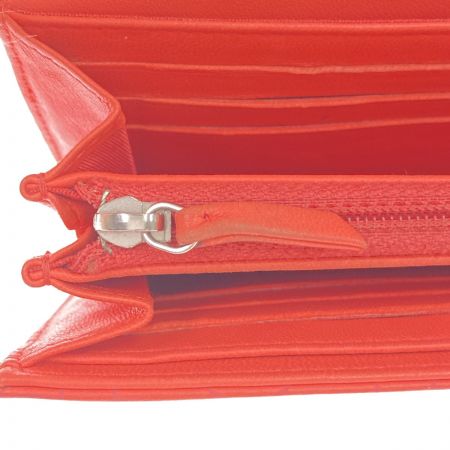  CHANEL シャネル カメリア 長財布 A82283 レッド x シルバー