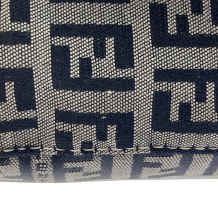  FENDI フェンディ ズッキーノ ワンショルダーバッグ 2201-26424/018 ブラック x シルバー ハンドバッグ