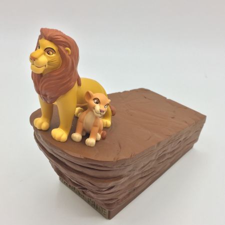   腕時計　ライオンキング2　 シンバ'ｓPRIDE腕時計　ディズニーストア限定 ケース付き