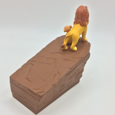   腕時計　ライオンキング2　 シンバ'ｓPRIDE腕時計　ディズニーストア限定 ケース付き