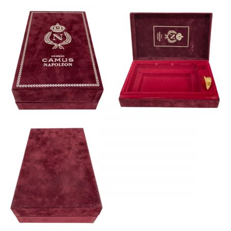  CAMUS カミュ NAPOLEON ナポレオン ゴールドブック コニャック 700ml 40% 箱・替え栓付 未開栓