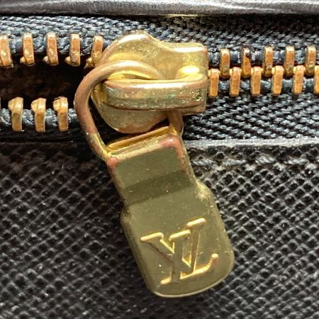  LOUIS VUITTON ルイヴィトン エピ セリエ・ドラゴンヌ M52612 ブラック セカンドバッグ ジャンク