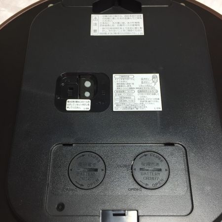  SEIKO セイコー EMBLEM エムブレム 薄型 電波 掛け時計 HS524B