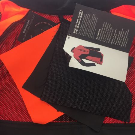  Husqvarna ハスクバーナ フォレストジャケット　サイズⅯ オレンジ 外箱破損あり