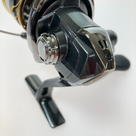  SHIMANO シマノ 20 TWIN POWER ツインパワー Ｃ2000Ｓ 04136 スピニングリール