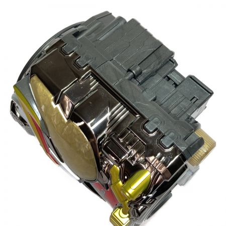  BANDAI バンダイ 仮面ライダービルド DXクローズビルド缶 外箱ダメージ有