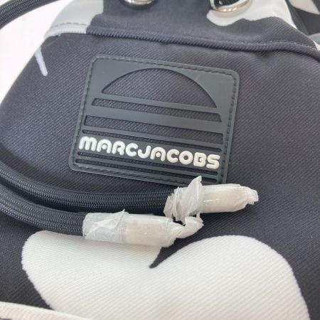  MARC JACOBS マークジェイコブス ワンショルダーバッグ 巾着 バッグ レディース ブラック x ホワイト