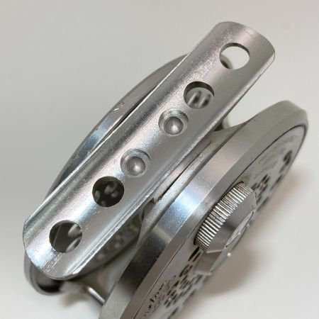  DAIWA ダイワ Phantom ファントム #805 フライリール ケース付