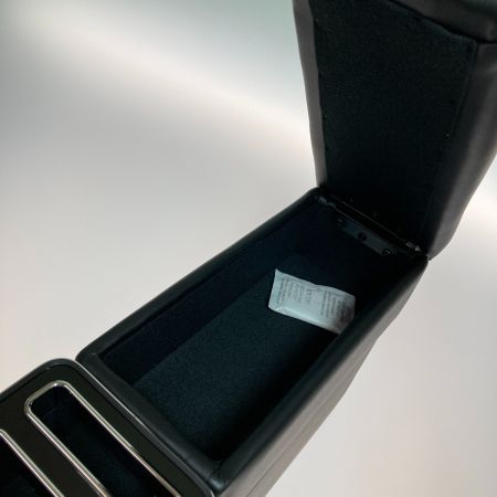   JB64系 ジムニー アームレスト ZR-114