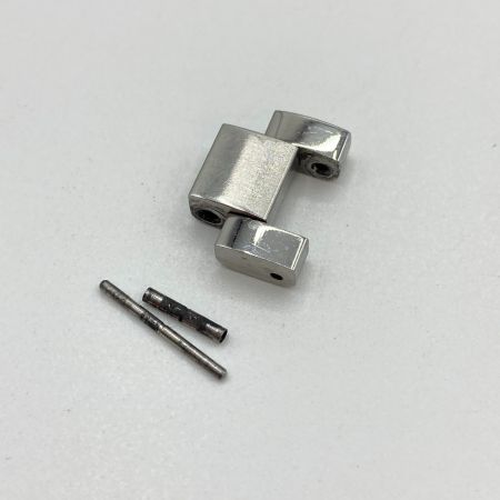  GUCCI グッチ 4600L レディース 腕時計 クォーツ シェル文字盤 ダイヤベゼル 4600L シルバー 箱付