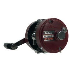 ΣΣ DAIWA ダイワ MILLIONAIRE ミリオネア ST-1000 レッド 両軸リール オールドリール ヴィンテージ Bランク