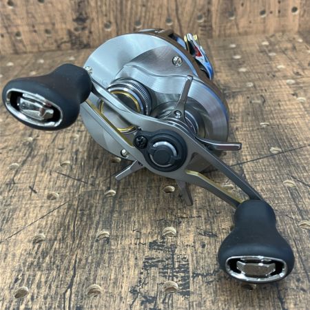 σσ SHIMANO シマノ SHIMANO 23カルカッタコンクエストＢＦＳ ＸＧＲ 箱有り