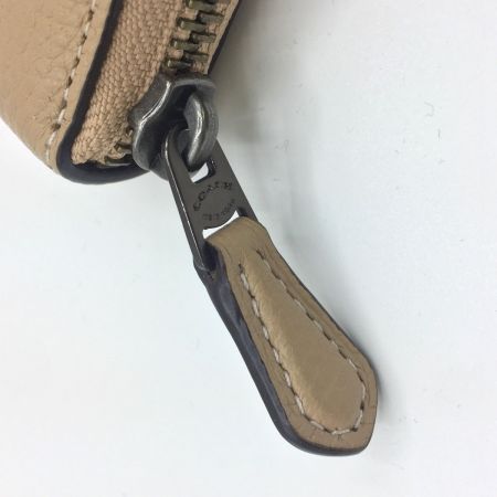  COACH コーチ シークイン　アップリケ　アコーディオン　ジップアラウンドウォレット　ラウンドファスナー長財布　ビーチウッド 31814 クリーム
