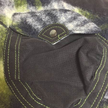  ITALIYA イタリヤ ウール混 ジャケット  中古品　毛玉あり 198120-1E ブラック×ホワイト×黄緑