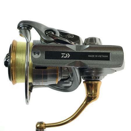  DAIWA ダイワ 18 フリームス LT2000S-XH ゴメクサスハンドルノブ付き