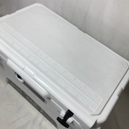  FIELDOOR フィールドア ノーザンクーラーボックス 42.5L ホワイト