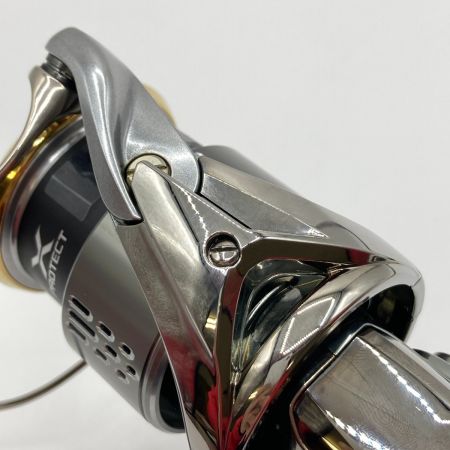  SHIMANO シマノ 18 STELLA ステラ C3000MHG 03806 スピニングリール