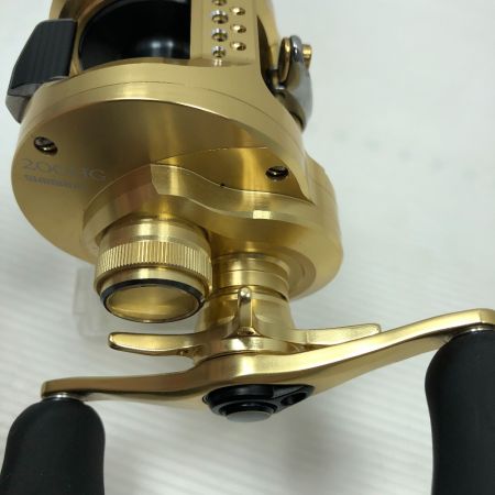  SHIMANO シマノ ベイトリール CALCUTTA CONQUEST 21カルカッタコンクエスト 200HG RIGHT
