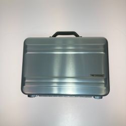 ◎◎ ZERO HALLIBURTON ゼロハリバートン ダイヤルロック式 アタッシュケース シルバー Bランク