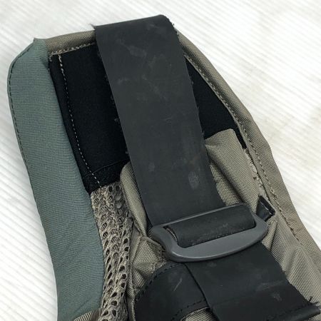  SIMS シムス フィッシングベスト ゲームベスト