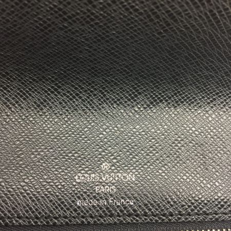  LOUIS VUITTON ルイヴィトン タイガ セレンガ  メンズ クラッチバッグ  M30782 ブラック 中古品