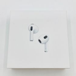 ◎◎ Apple アップル AirPods Lightning充電ケース付 第3世代 MPNY3/A エアーポッズ Sランク