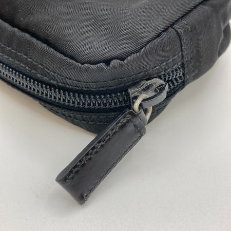  PRADA プラダ ファスナーポーチ ポーチ ギャランティーカード付 1N0833 ブラック