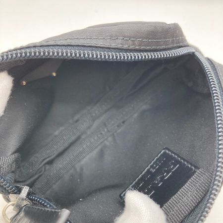  PRADA プラダ ファスナーポーチ ポーチ ギャランティーカード付 1N0833 ブラック