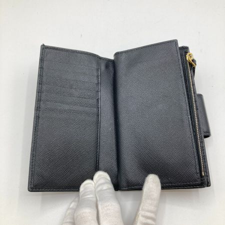  PRADA プラダ サフィアーノ メタル 財布 2つ折り財布 レディース 1ML005 ブラック