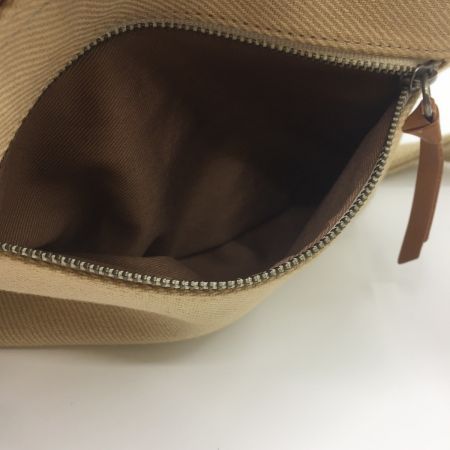  BURBERRY BLUE LABEL バーバリーブルーレーベル ショルダーバッグ　 ベージュ