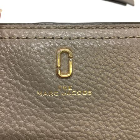  MARC JACOBS マークジェイコブス  2つ折り財布  グレー